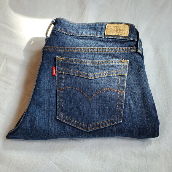 Levi's Low boot cut 545 blue jeans women's size 6 mid to darkish wash great cond - Picture 2 of 16